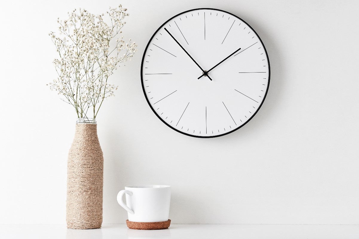 Which wall clock to choose? An overview of interesting decorations