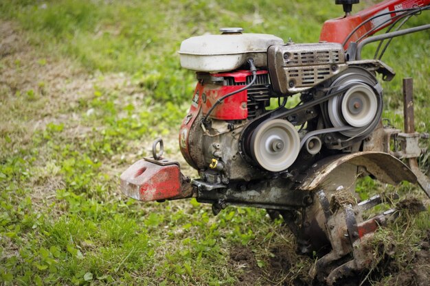 Choosing the right lawn mower for your garden needs